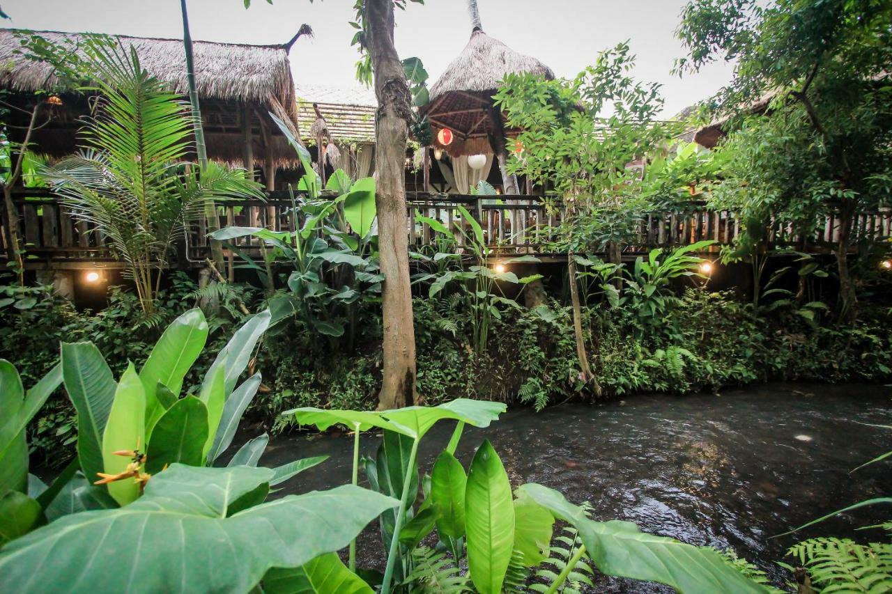 Keramas Sacred River Retreat Resort And Villa Buitenkant foto